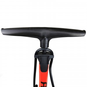 AMiO Ručná pumpa / hustilka s manometrom max 11 bar