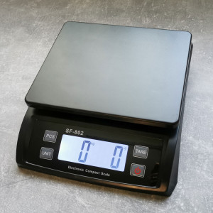 SF-802 digitálna balíková váha do 30kg/1g čierna